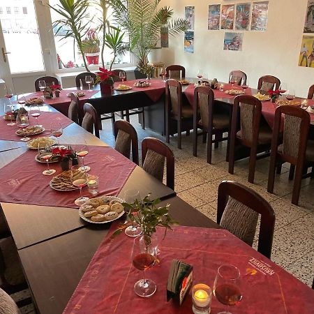 Apartman Netolice 207 Deluxe Экстерьер фото