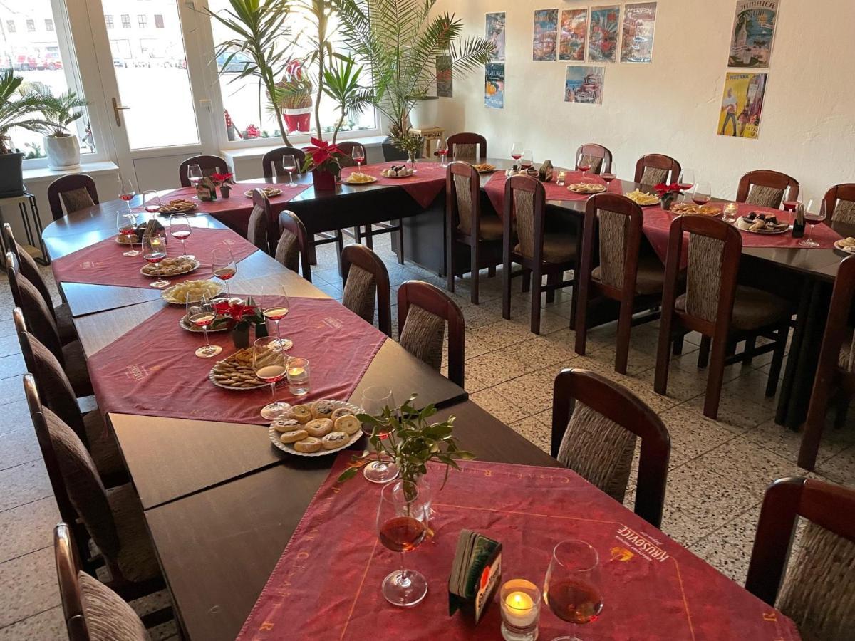 Apartman Netolice 207 Deluxe Экстерьер фото